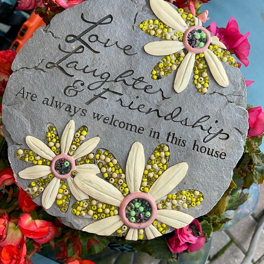 🌿 Love, Laughter & Friendship Garden Stone – Carson’s Beadworks 🌿